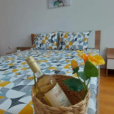 Апартаменты Ira's Place Near Area