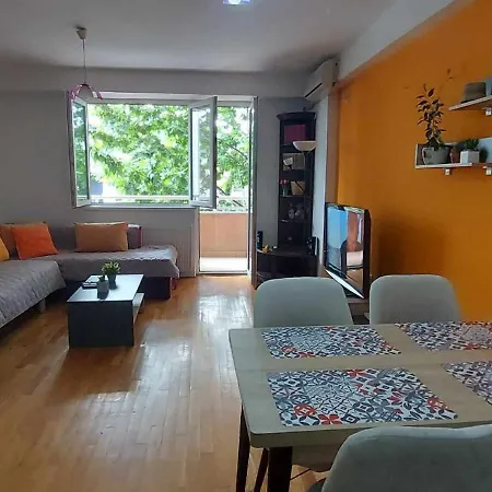 Апартаменты Ira's Place Near Area Скопье