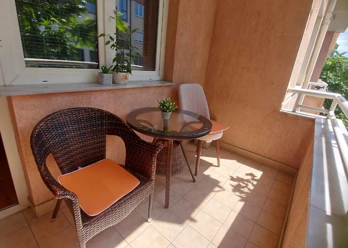 Ira's Place Near Area