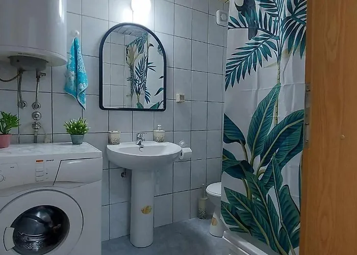 Апартаменты Ira's Place Near Area *